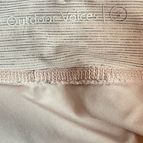 Outdoor Voices Pink Relay Speckled Shorts. Size small - Picture 7 of 8
